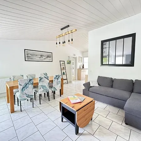 Appartement Maison 6 Couchages Avec Grand Jardin Parking